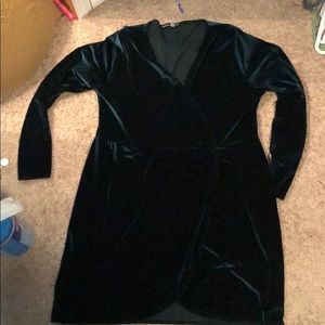 Green Velvet Party Dress